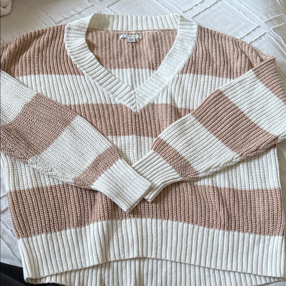 American eagle sweater